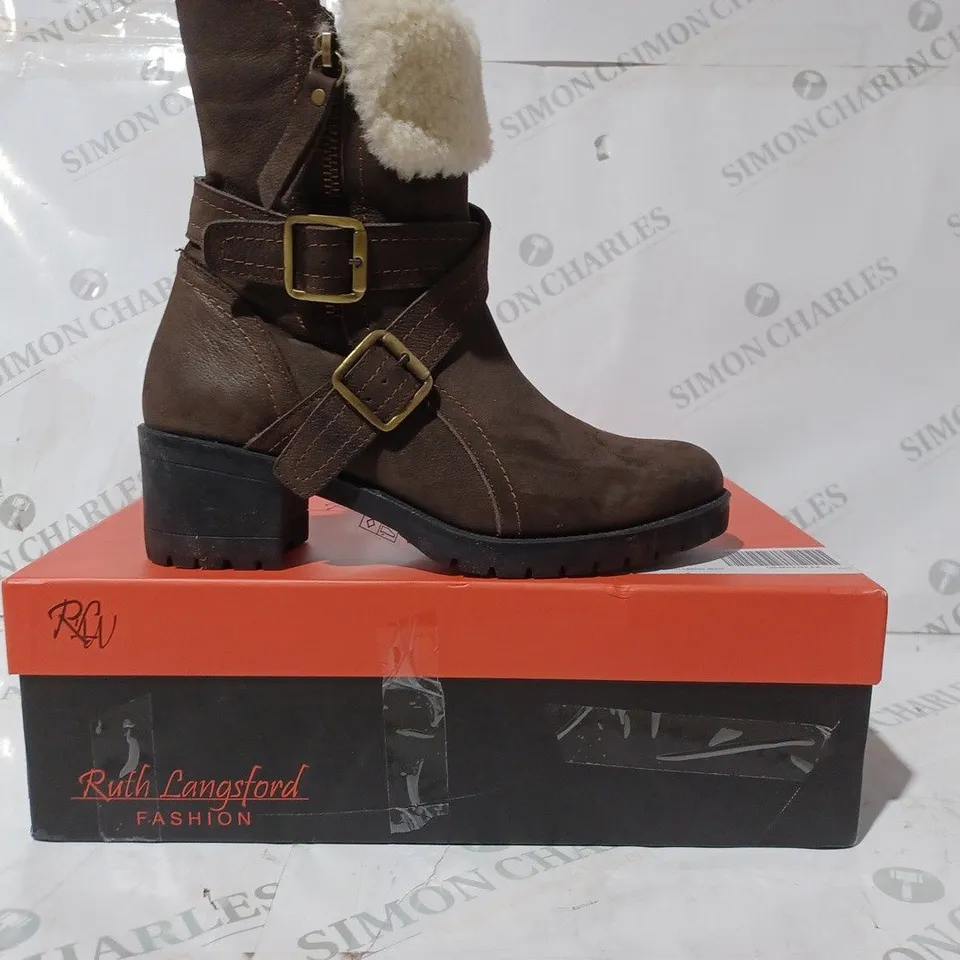 BOXED PAIR OF RUTH LANGSFORD CASUAL BOOTS IN OAK COLOUR - SIZE 4