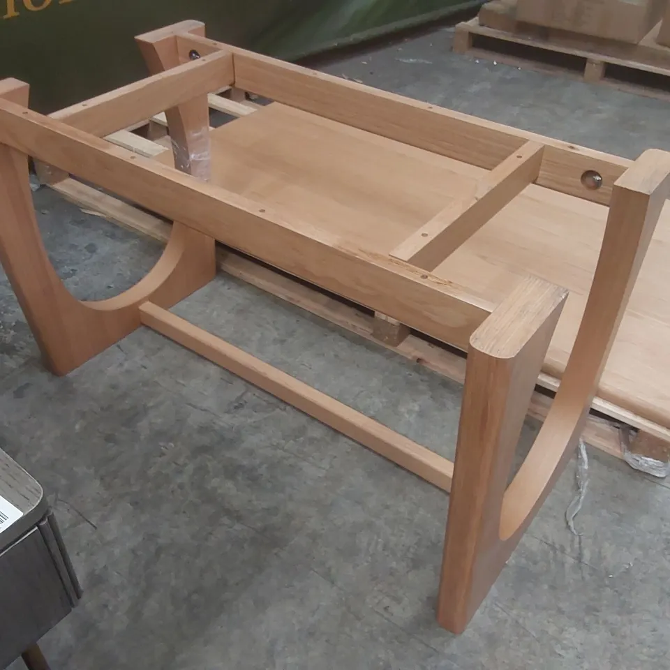 DESIGNER SOLID WOOD DINING TABLE