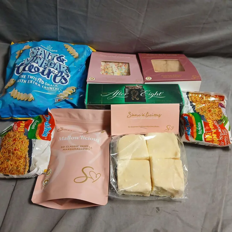 APPROXIMATELY 10 ASSORTED FOOD ITEMS TO INCLUDE - SALT AND VINEGAR SWIRLS, AFTER EIGHT AND NOODLES - COLLECTION ONLY