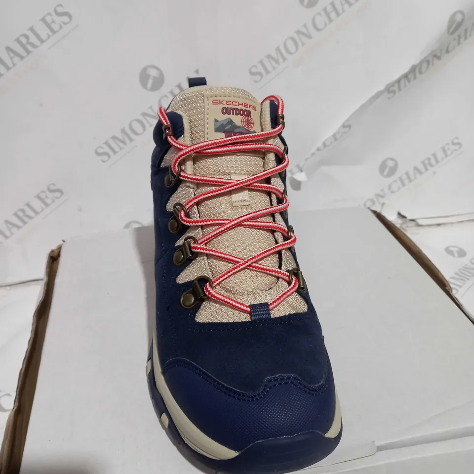 SKECHERS HIGH TOP LACE UP HIKER BOOTS NAVY UK SIZE 6.5