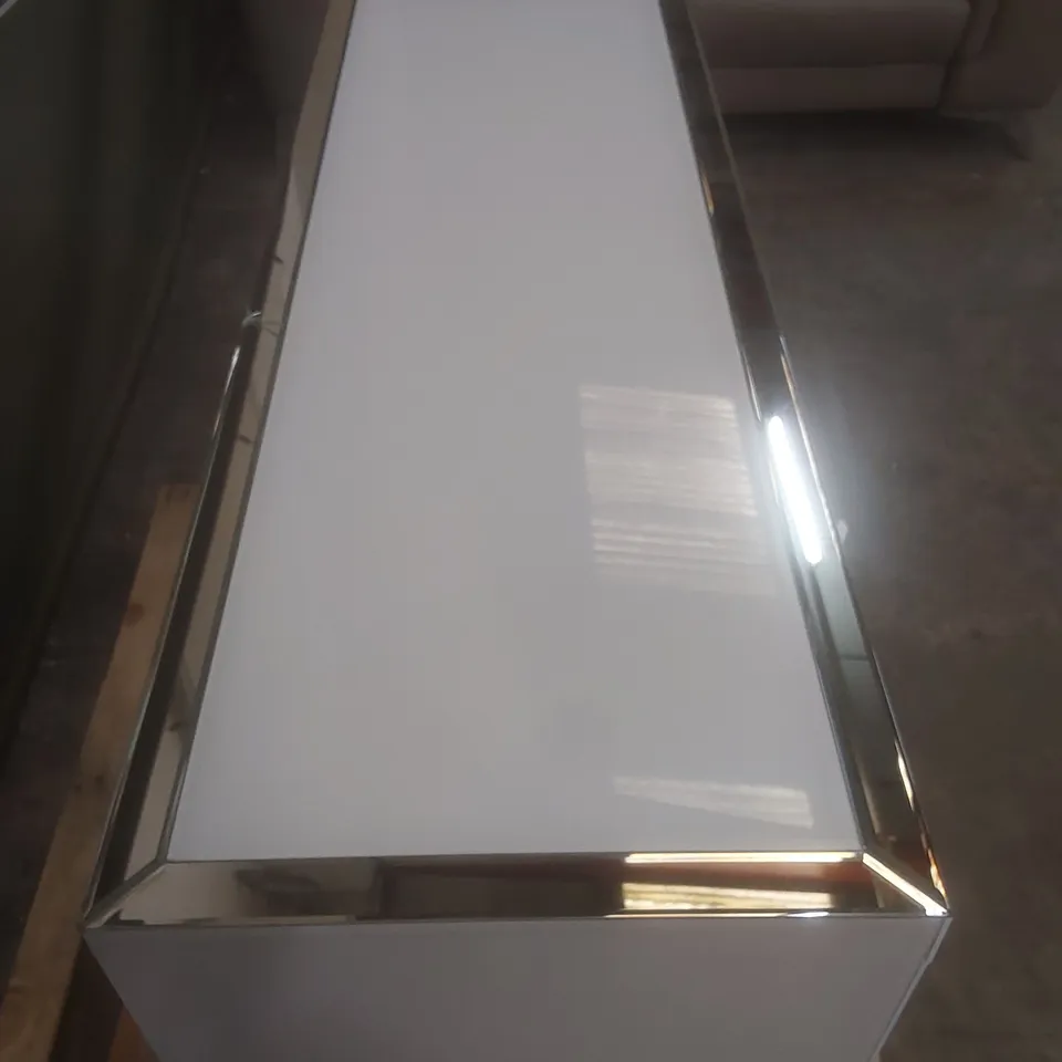 DESIGNER CHELSEA DRESSING TABLE