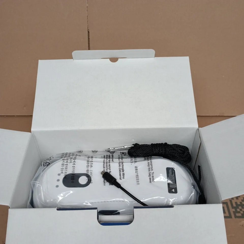 WINDOW CLEANING ROBOT – AUTOMATIC SMART CLEANING ROBOT (3 MODES: UP/DOWN, LEFT/RIGHT)