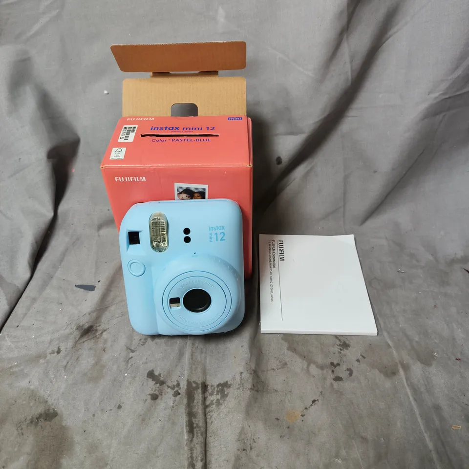 FUJIFILM INSTAX MINI 12 INSTANT CAMERA