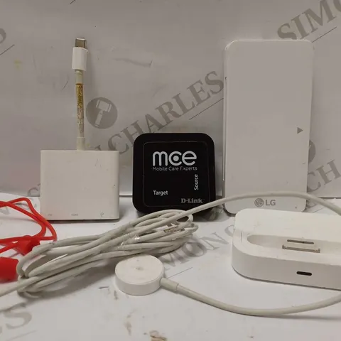 LOT OF APPROX 5 ASSORTED ELECTRICAL ITEMS TO INCLUDE APPLE WATCH CHARGER, LG POWERBANK, APPLE UNIVERSAL DOCK A1256, ETC