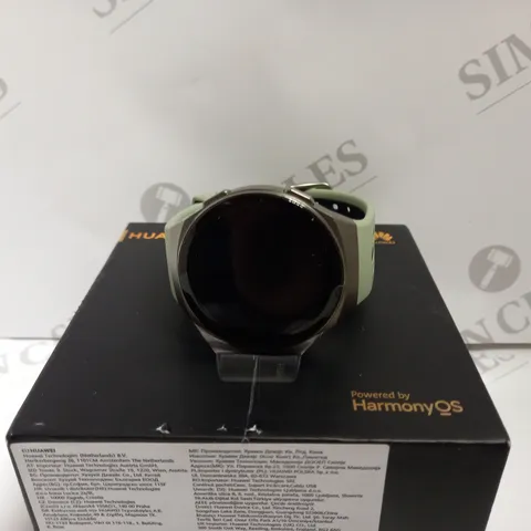 HUAWEI WATCH GT 2E HCT-B19 SMART WATCH WITH GREEN RUBBER STRAP 
