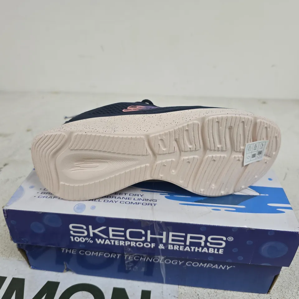 SKECHERS SKECH LITE PRO WATERPROOF TRAINERS UK 3 BOXED
