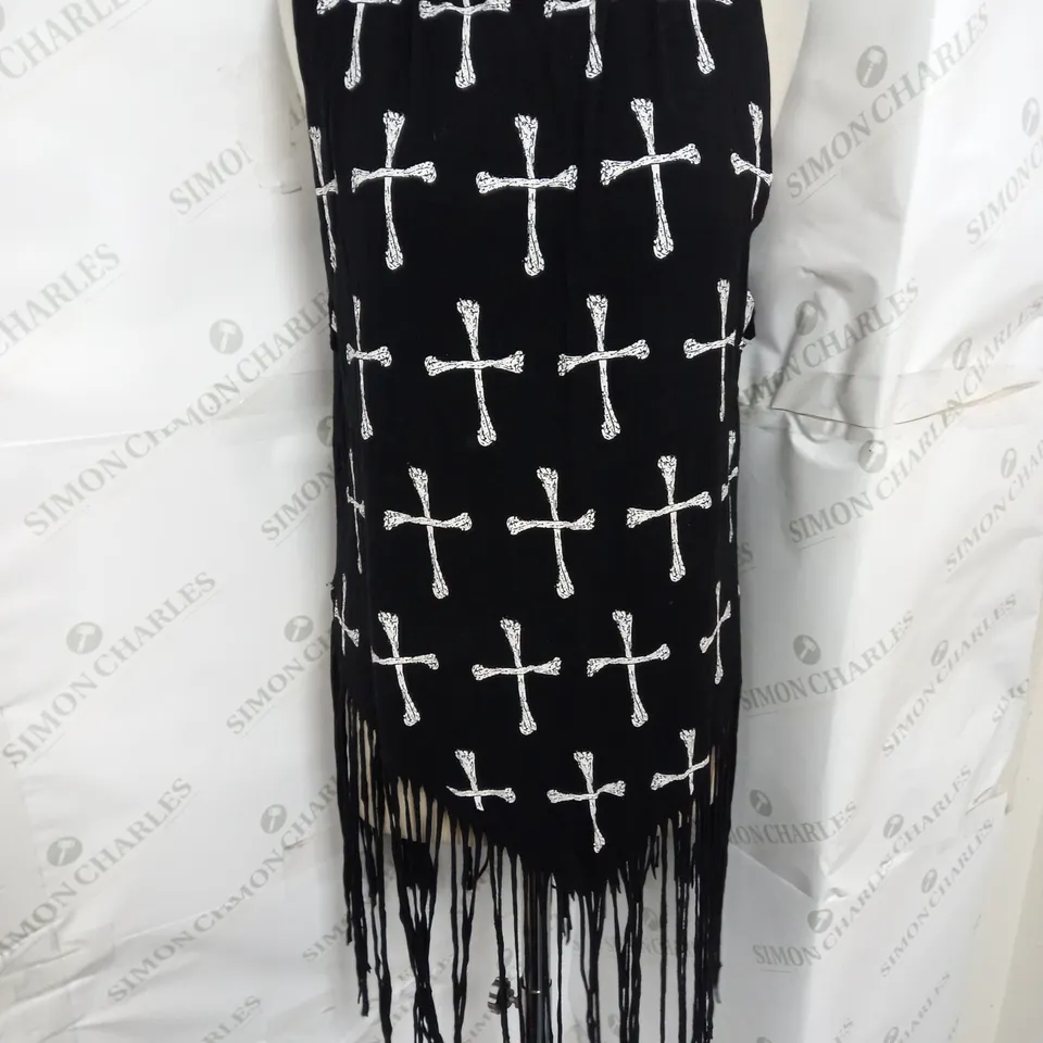 BANNED APPAREL FRINGE HEM VEST IN BLACK CROSS PRINT SIZE L