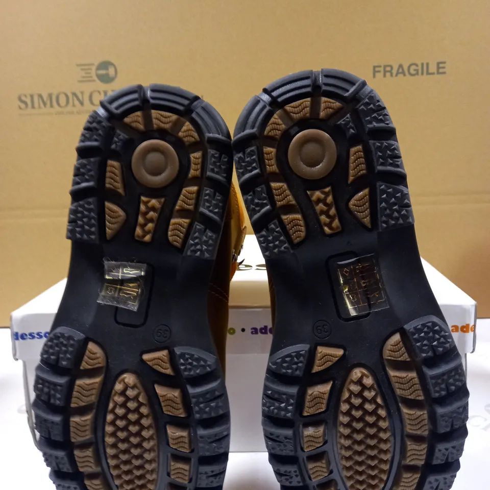 ADESSO WATERPROOF HIKING BOOTS SIZE 5