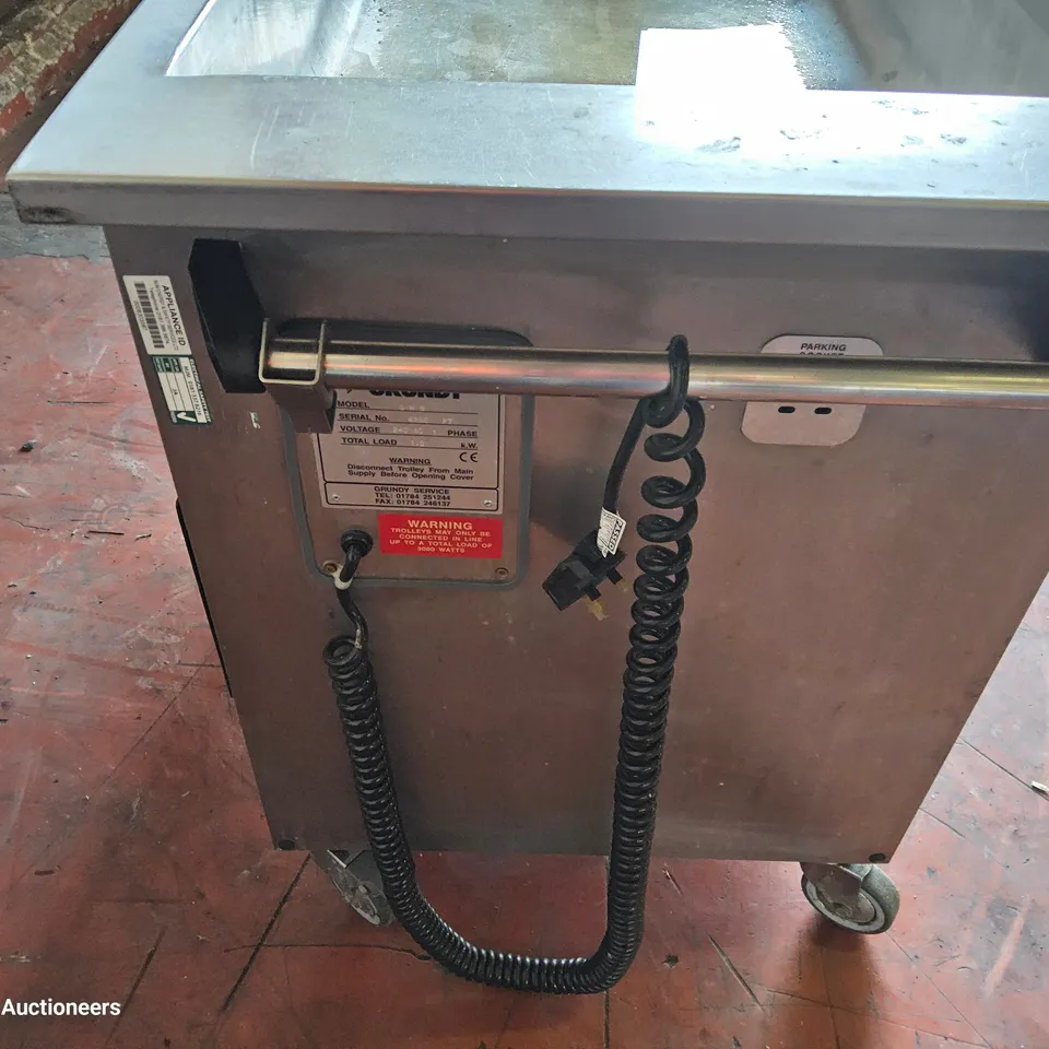 GRUNDY HEATED SERVERY TROLLEY WITH BAIN MARIE TOP Model GMG