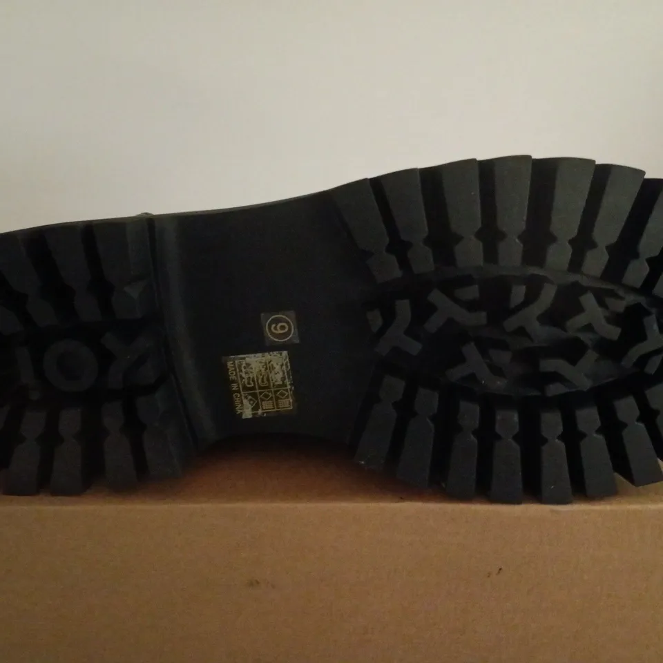 BOXED PAIR OF KOI  BLACK LEATHER BOOTS – CHUNKY LUG SOLE - UK SIZE 6