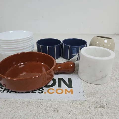 TOTE OF APPROXIMATELY 8 ASSORTED HOUSEHOLD ITEMS TO INCLUDE SCANDI HOME CUPS, IKEA WHITE BOWLS, KELLY HOPPEN ETC