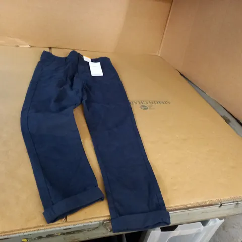PAIR OF SMART CASUAL TROUSERS SIZE 10/11 YEARS