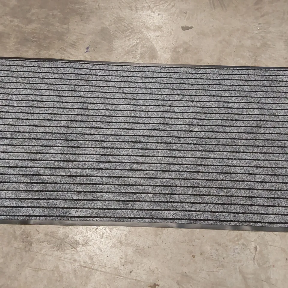 KIRIN LONG NON-SLIP INDOOR/OUTDOOR DOOR MAT // 290 X 80CM