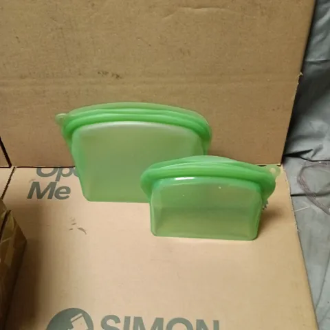 COOK ESSENTIALS SET OF 2 PREP & GO SILICONE FOOD STORAGE BAGS IN GREEN - BOXED 
