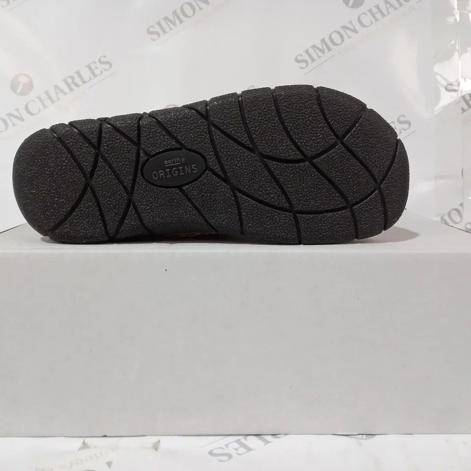 BOXED PAIR OF EARTH ORIGINS EMMALYN BEIGE BOOTIES - SIZE 5