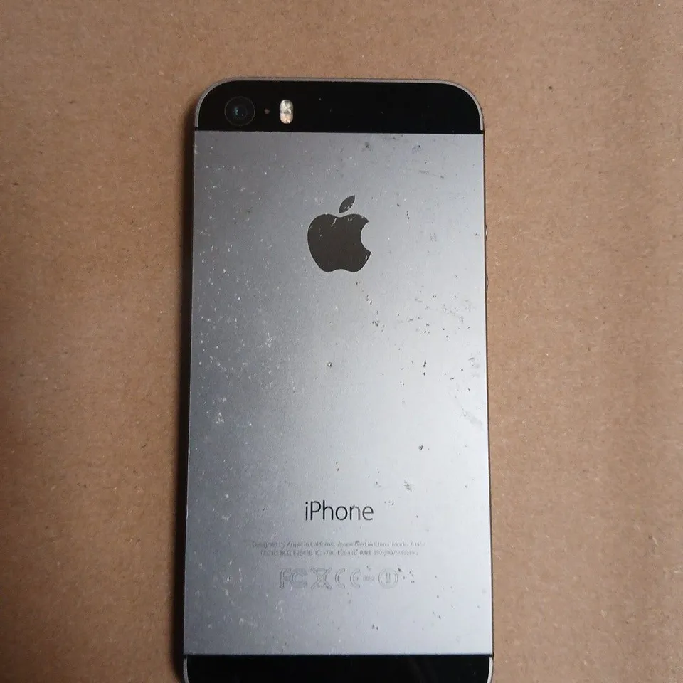 APPLE IPHONE 5