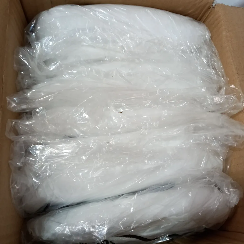 BOX OF APPROXIMATELY 1000 BRAND NEW SHIELD DM02 BOUFFANT CAPS - MEDIUM
