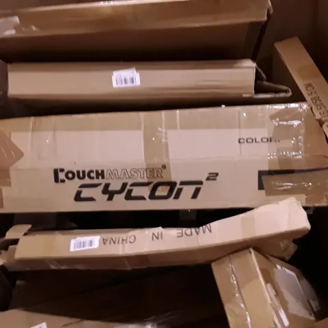 PALLET TO CONTAIN AN ASSORTMENT OF HOUSEHOLD ITEMS TO INCLUDE WALL CLOCKS BALLOON ARCHES AND COOKER HOODS ECT