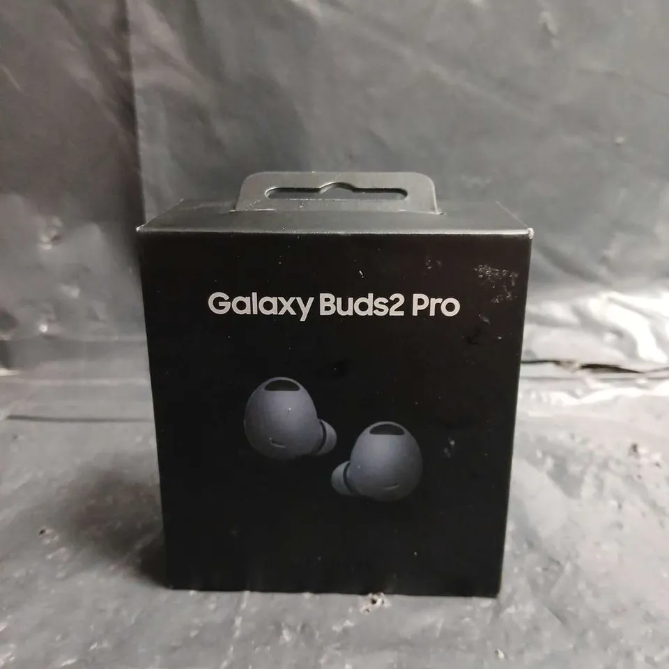 SAMSUNG GALAXY BUDS2 PRO WIRELESS EARBUDS WITH CHARGING CASE