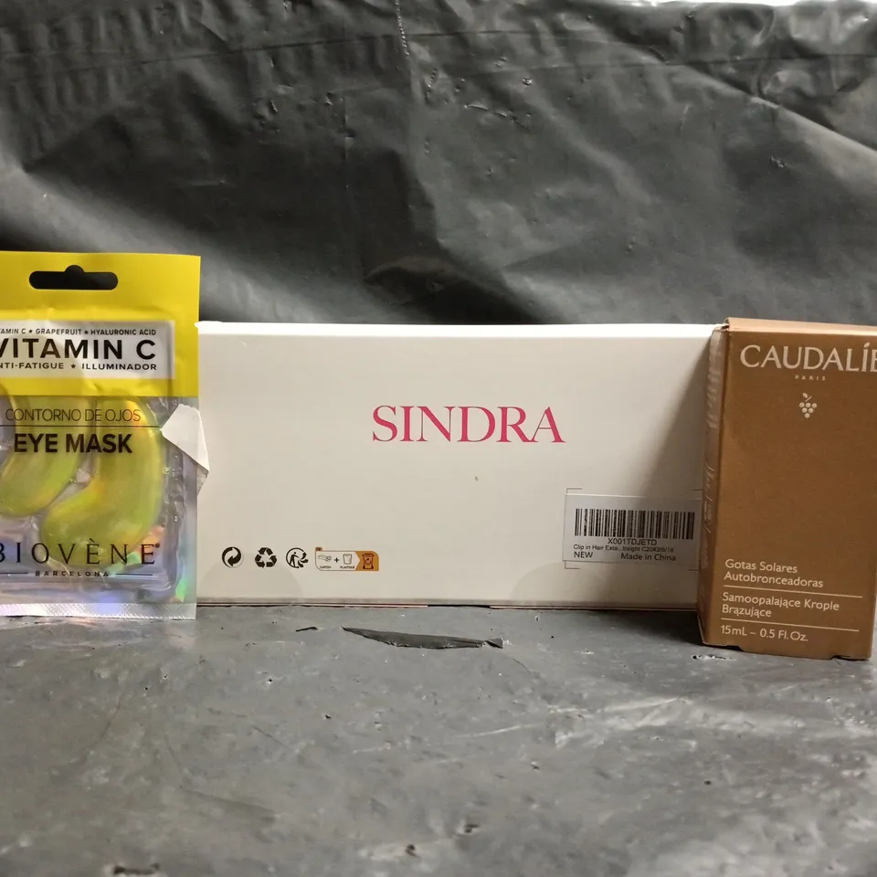 APPROXIMATELY 10 ASSORTED COSMETIC ITEMS TO INCLUDE BIOVÉNE, L'ORÉAL, ETC - COLLECTION ONLY