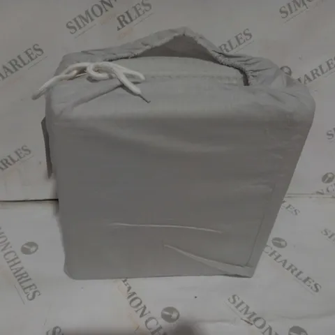 3 PIECE DUVET SETOFF- WHITE SINGLE