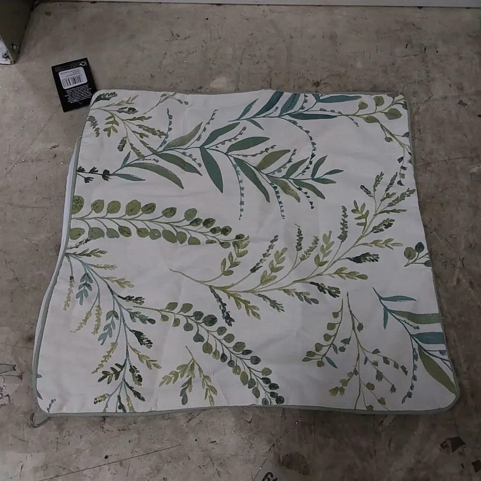 BAGGED FERNWORTHY FLORAL SQUARE SCATTER CUSHION COVER 