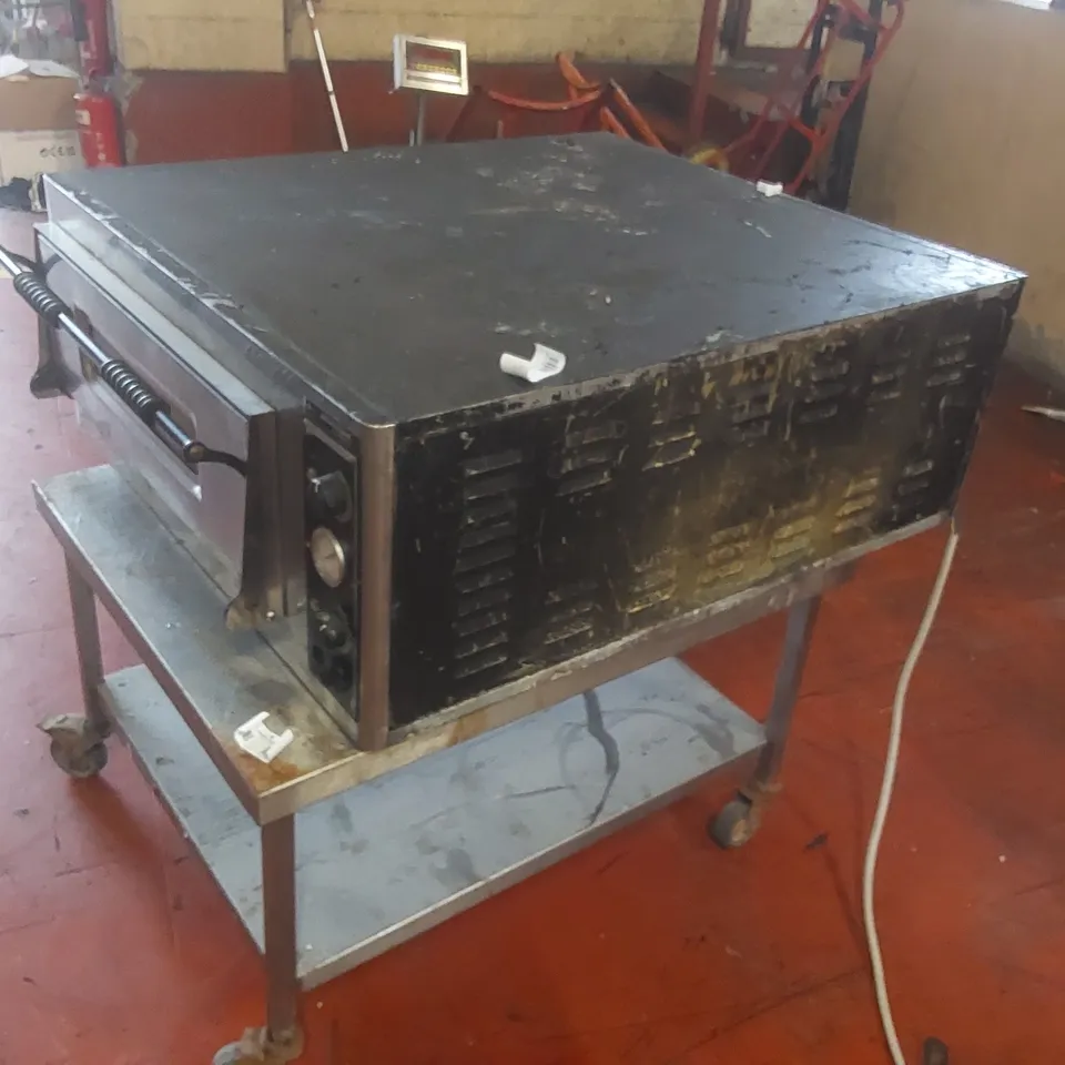 PRISMAFOOD BASIC 6 230V1PH COMMERCIAL ELECTRIC PIZZA OVEN WITH PORTABLE STAND