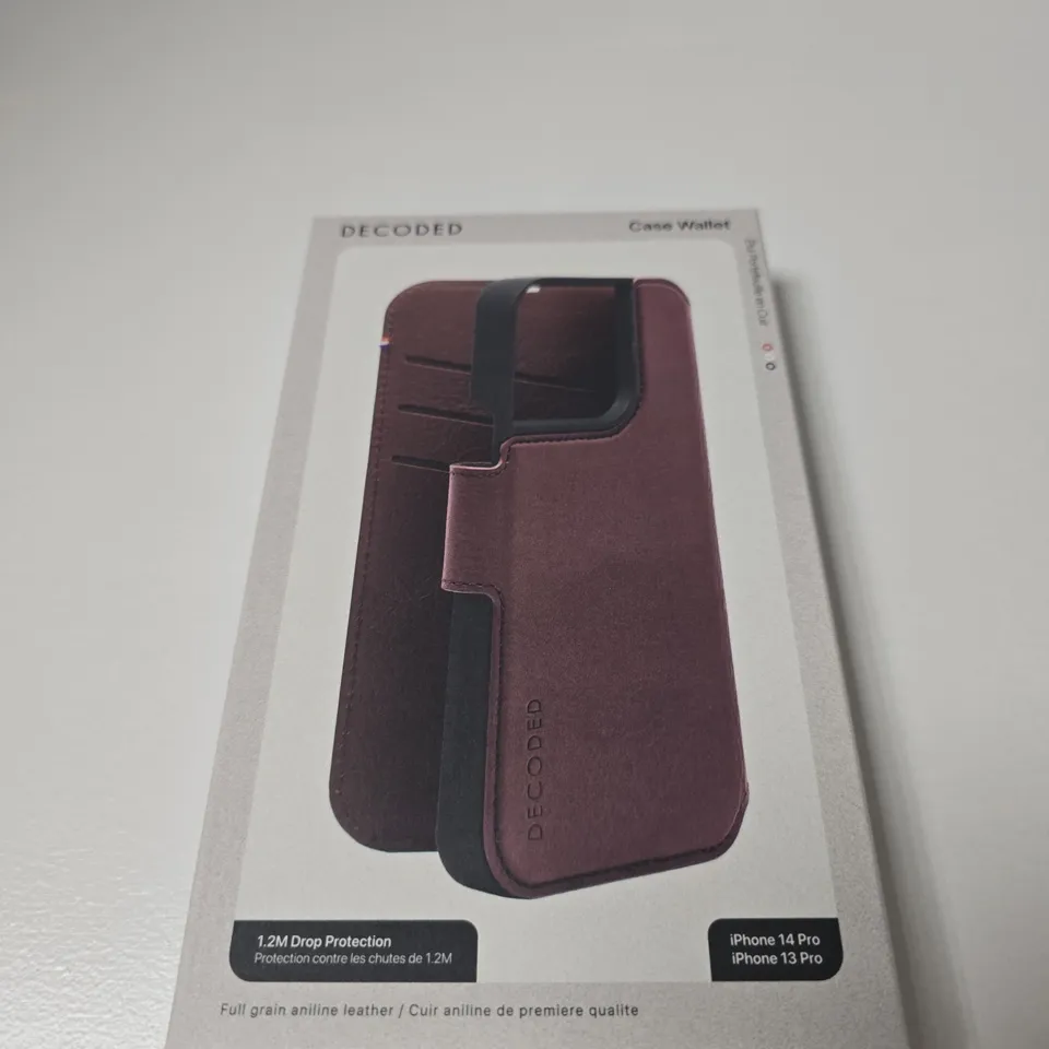 BOX OF APPROXIMATELY 10 DECODED CASE WALLET LEATHER IPHONE CASE