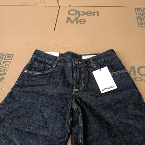 BERSHKA JEANS – WIDE LOW WAIST, UK SIZE 34 (TAG 34)
