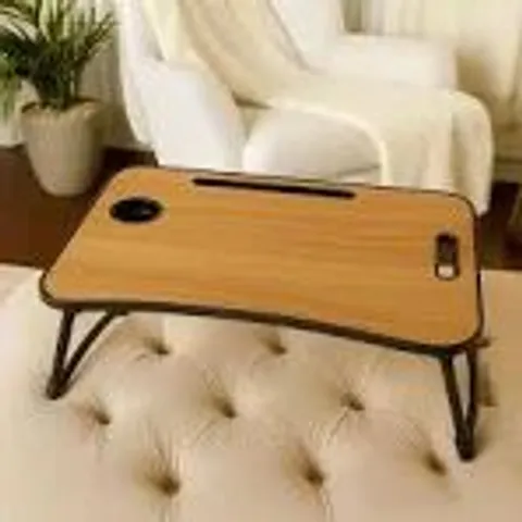 MULTIMEDIA PORTABLE TABLE WITH CUP HOLDER