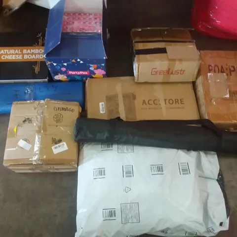 PALLET OF ASSORTED ITEMS INCLUDING,PARTYPAX, ACCSTORE FABRIC WARDROBE, GREELUSTER, NATURAL BAMBOO CHEESE BOARD, JJ JUJIN 4FT TRAMPOLINE, SIMPLE SUPPORT CURTAIN