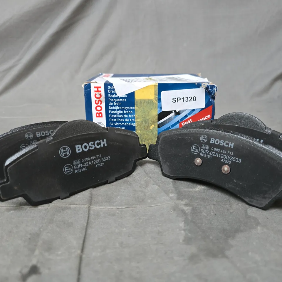 BOSCH SET OF 4 BRAKE PADS FOR VARIOUS CARS/MODELS
