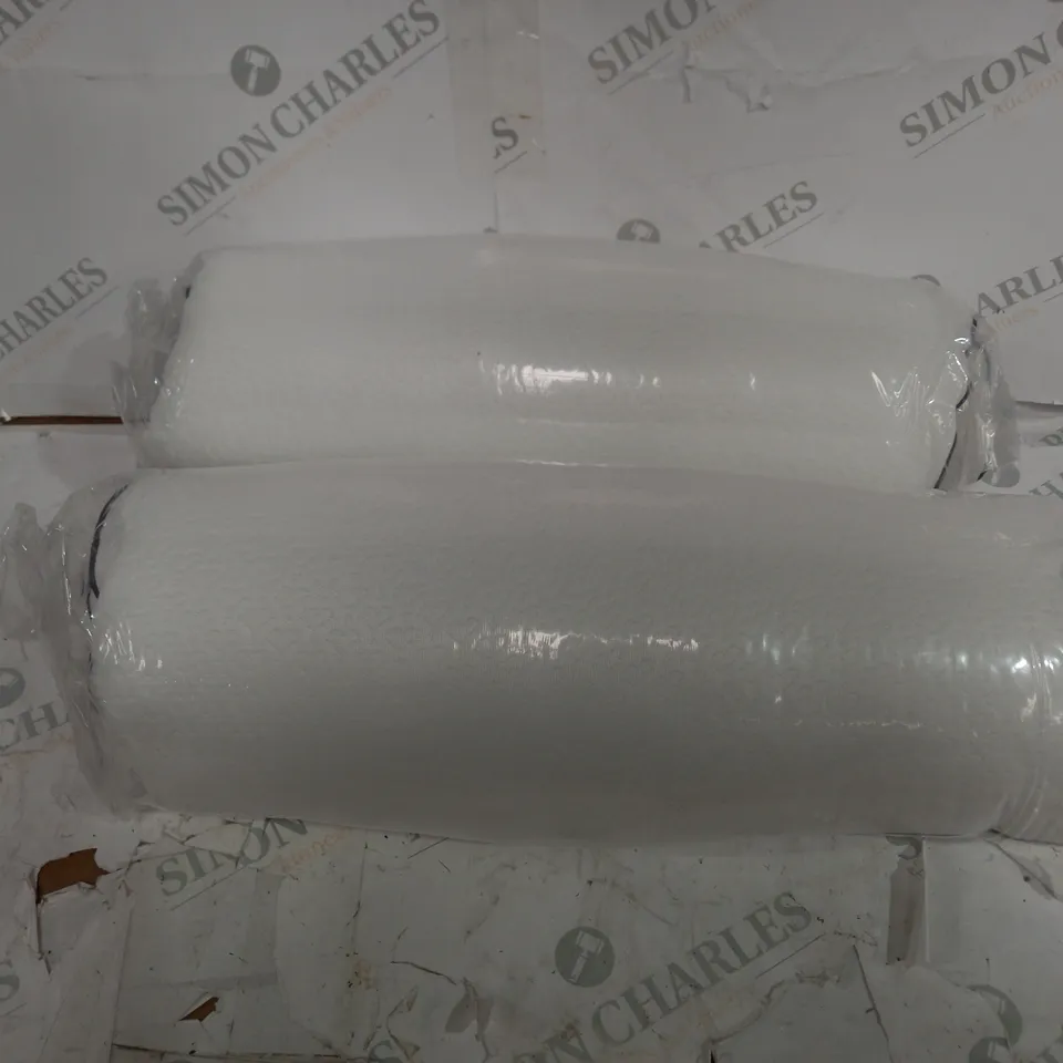 MAKIMOO SET OF 2 ULTRA COMFORT PILLOWS IN WHITE