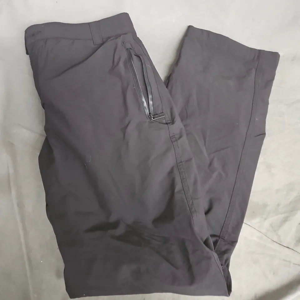 CRAGHOPPERS HIKING PANTS – DARK GREY, MEN'S UK 32 (EU 46)
