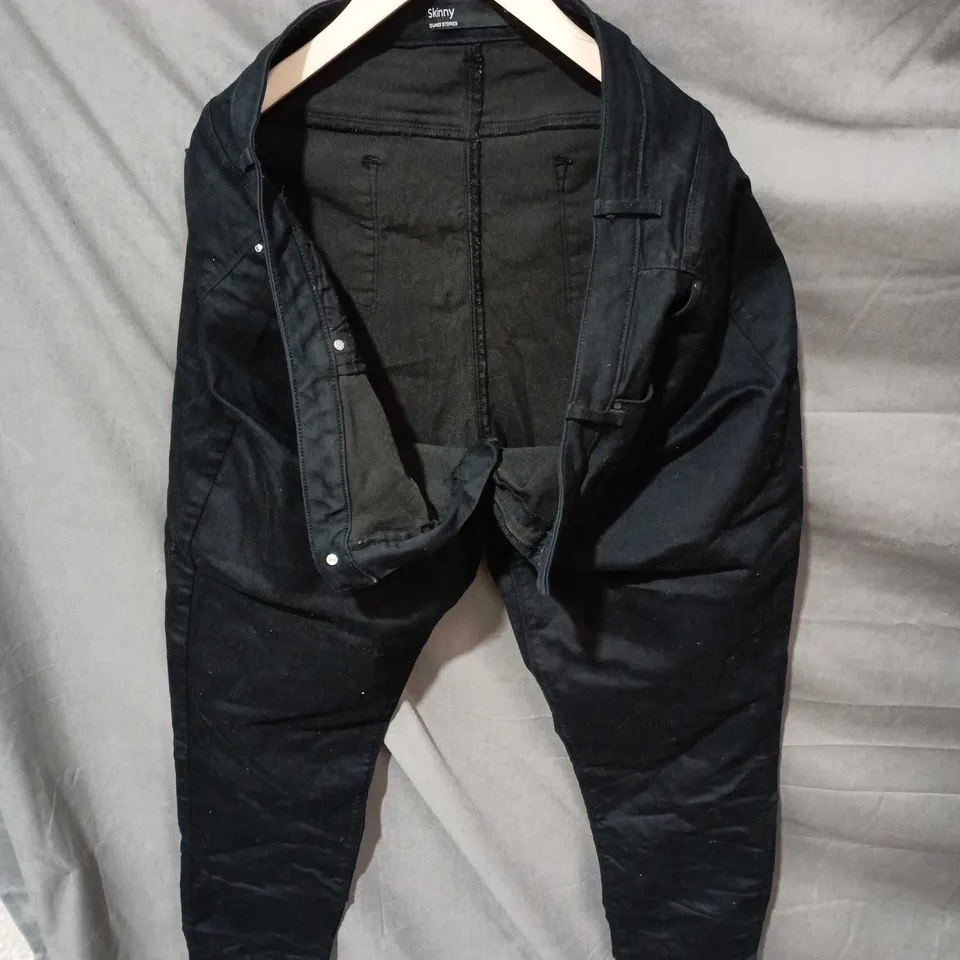 WOMEN'S BLACK SKINNY JEANS – UK 22 (EU 50) – DUNNES STORES LABEL
