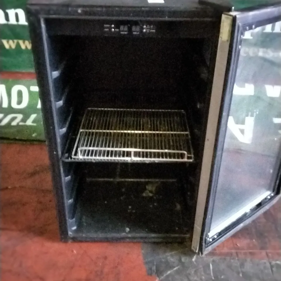 DISPLAY BOTTLE FRIDGE 