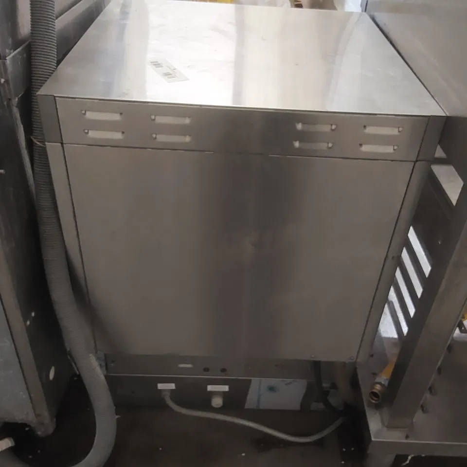 MEIKO FV40.2G CABINET DISHWASHER
