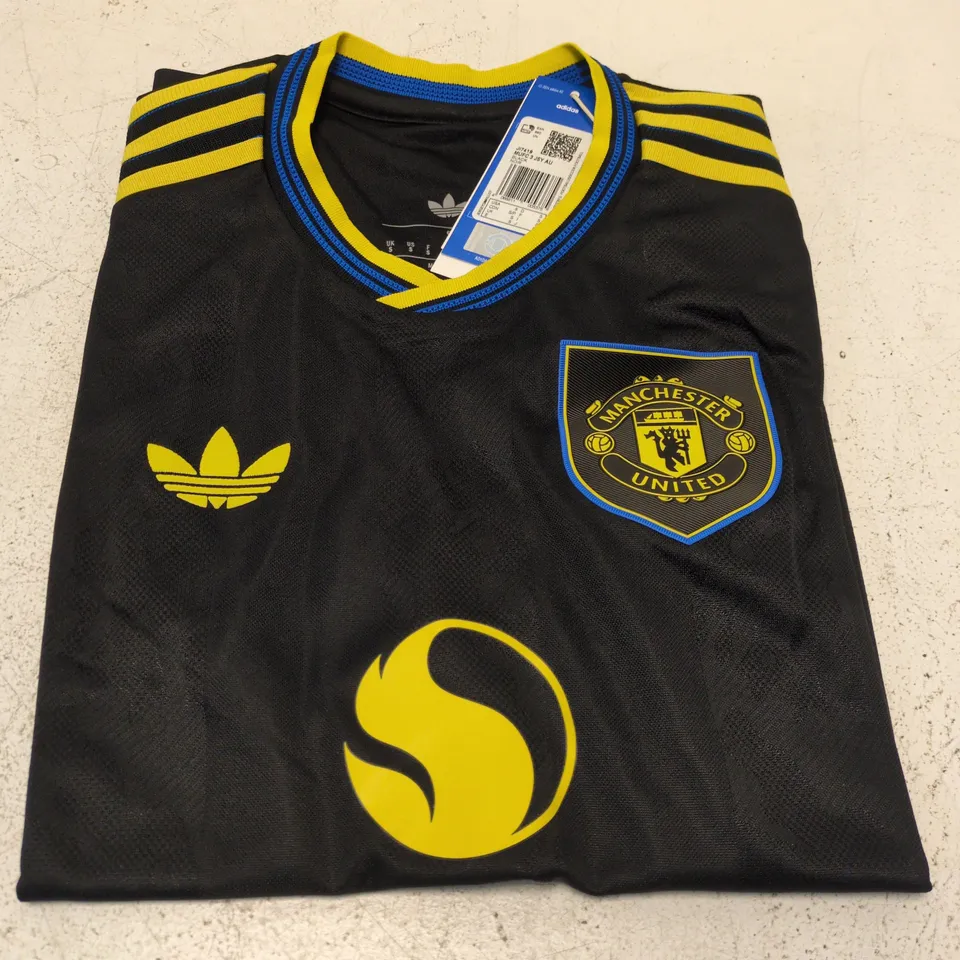 MANCHESTER UNITED ADIDAS FOOTBALL JERSEY – BLACK WITH YELLOW TRIM, UK S