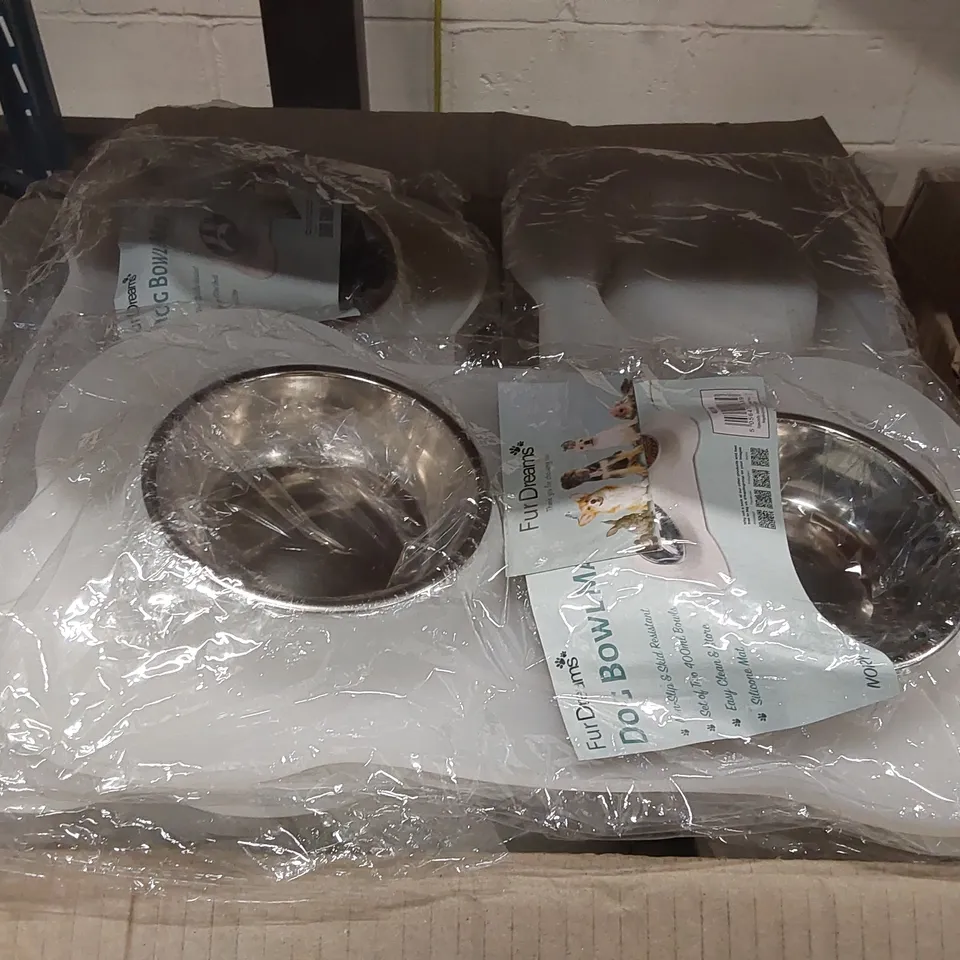 BOX OF APPROXIMATELY 25x FUR DREAMS DOG BOWLS 