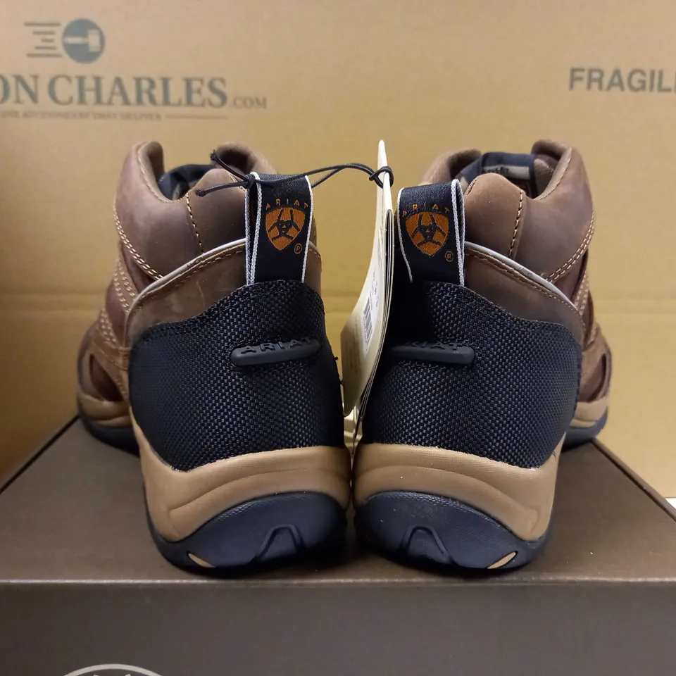 BOXED PAIR OF ARIAT TAN WATERPROOF ANKLE BOOTS - SIZE 6