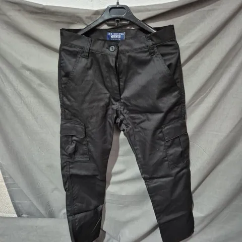 LEE COOPER WORKWEAR MEN'S BLACK CARGO TROUSERS 28 WAIST 