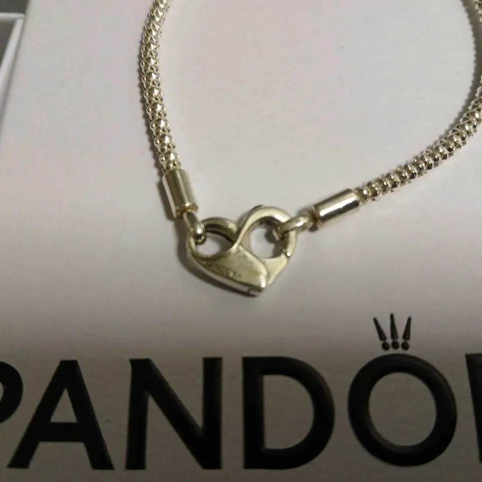 BOXED PANDORA HEART THEMED BRACELET