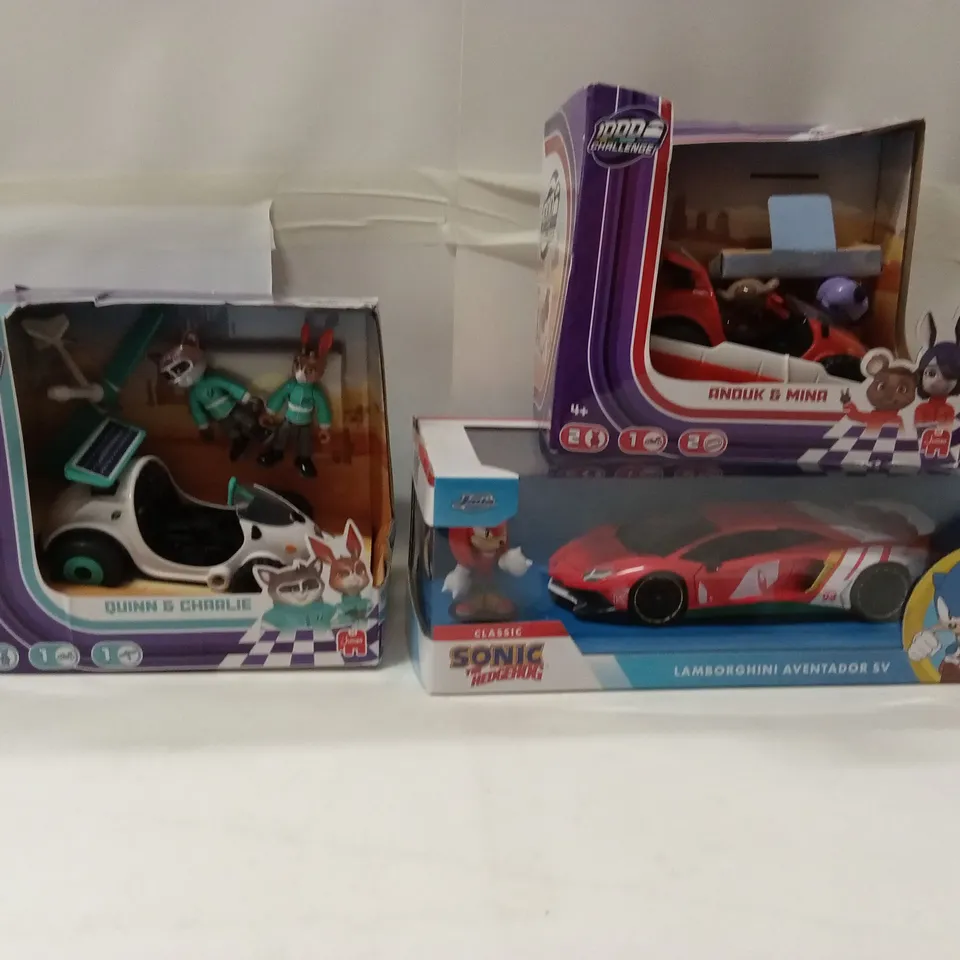 BOX OF ASSORTED KIDS TOYS AND PRODUCTS TO INCLUDE;QUINN AND CHARLIE TOY,SONIC THE HEDGEHOG LAMBORGHINI AVENTADOR CAR,ETC