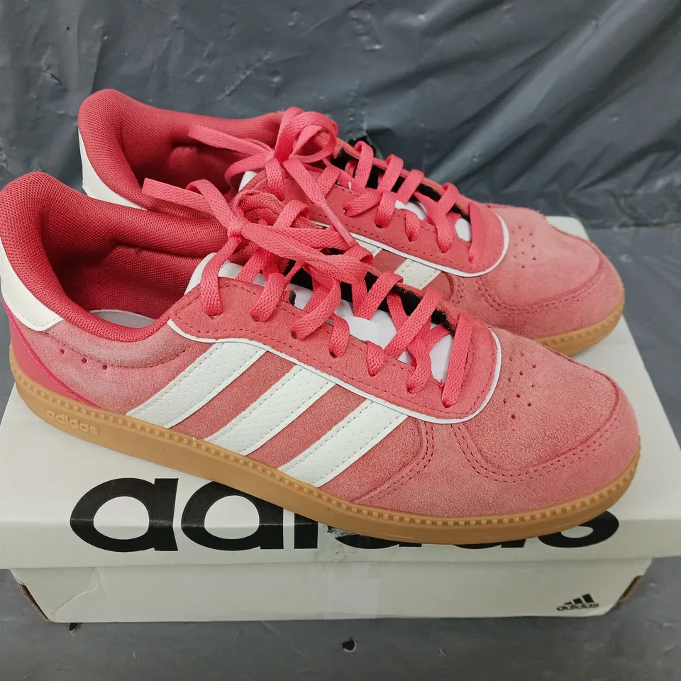 ADIDAS BREAKNET STEEK SUEDE SIZE 5