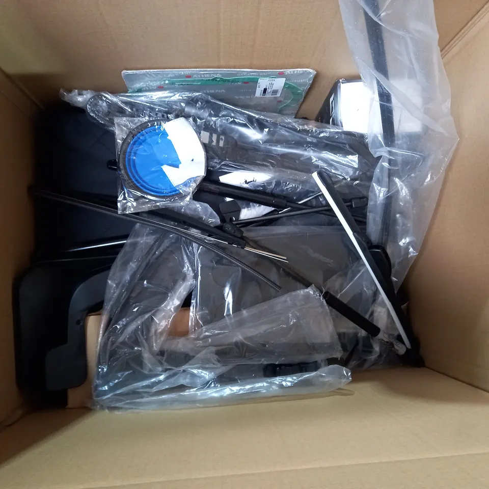 LOT OF ASSORTED CAR ITEMS TO INCLUDE CAR TRIMS ICE SCRAPERS AND FILTERS / COLLECTION ONLY 