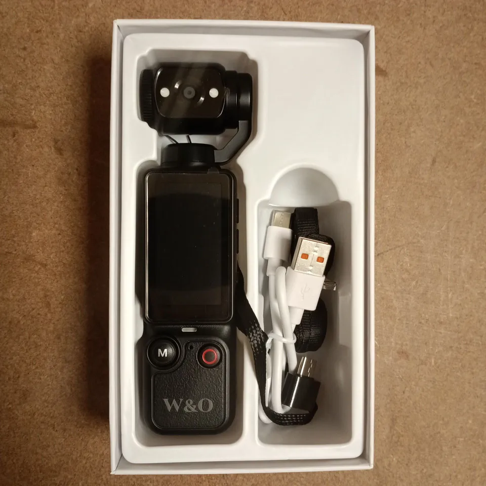 BOXED W&O Q7 CCD DIGITAL VLOGGING CAMERA