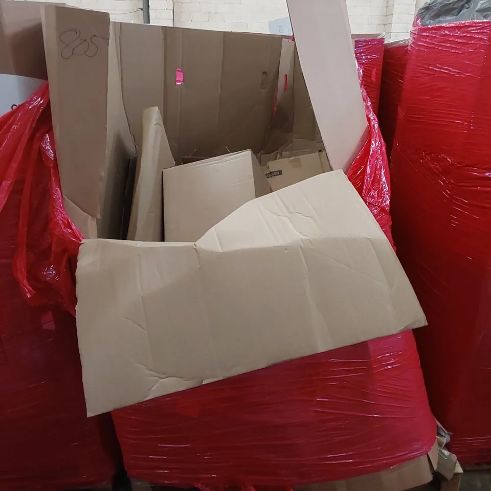 PALLET OF ASSORTED HOUSEHOLD ITEMS AND CONSUMER PRODUCTS TO INCLUDE; GARDEN HOSE, BABY FENCE, STEP-LADDER ETC