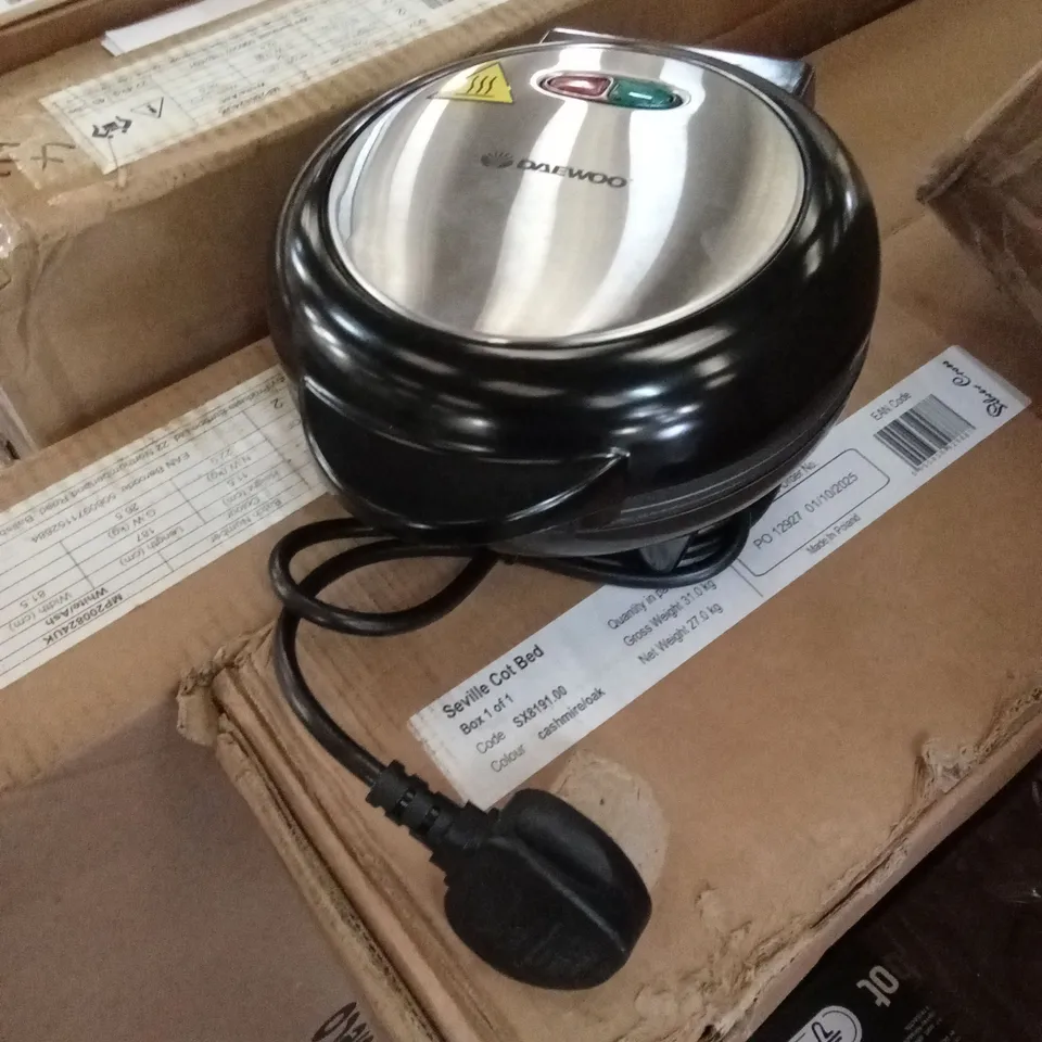 DAEWOO OMELETTE MAKER