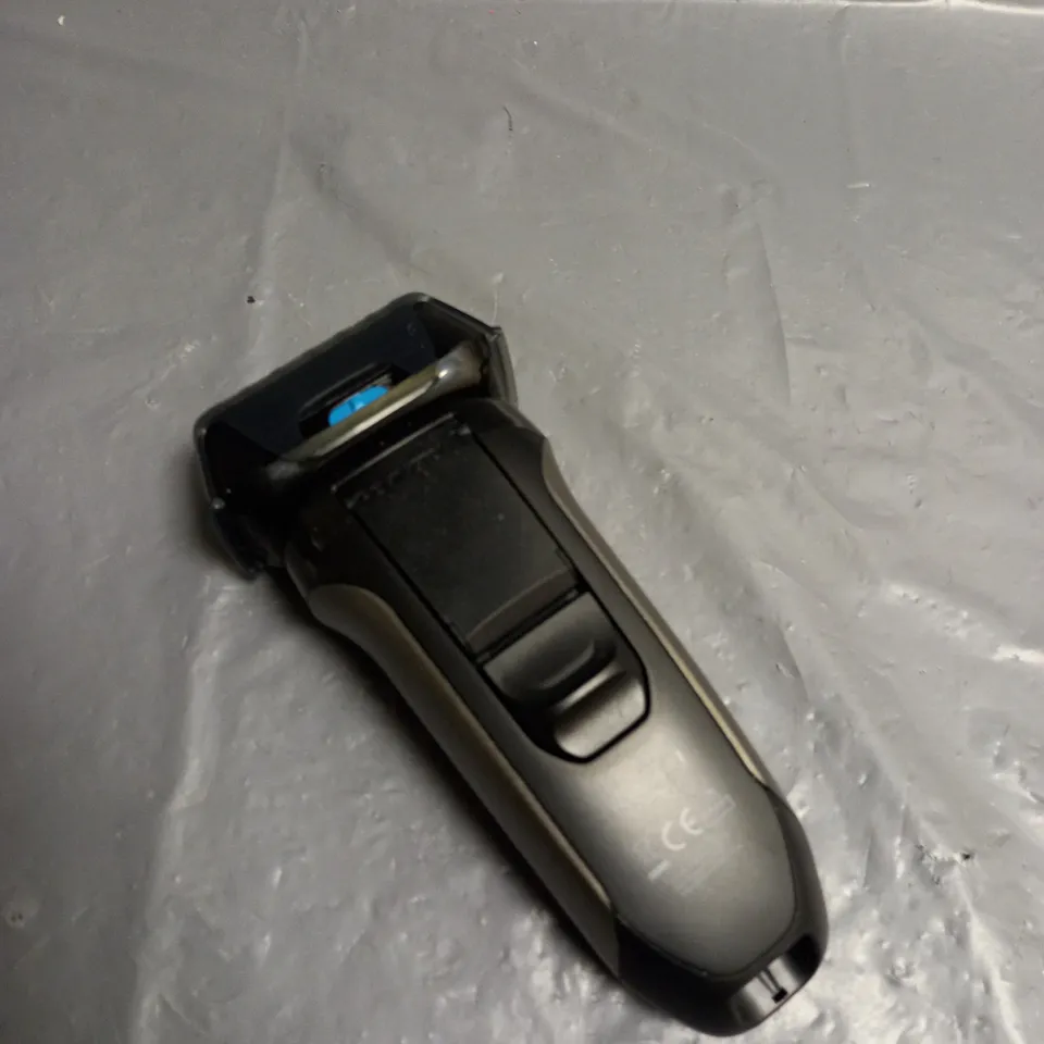 BOXED REMINGTON F5 STYLE SERIES ELECTRIC SHAVER