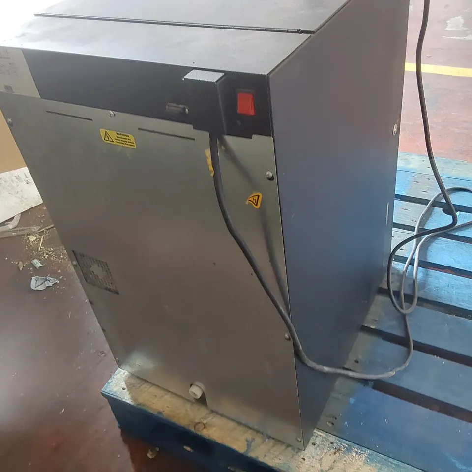 AZKOYEN ZEN 5 COMMERCIAL COFFEE VENDING MACHINE